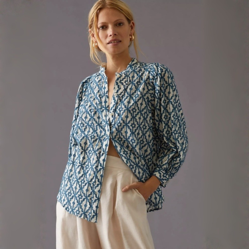 Pilcro Anthropologie Embroidered Button Down Blue White Puff Sleeve Blouse Small